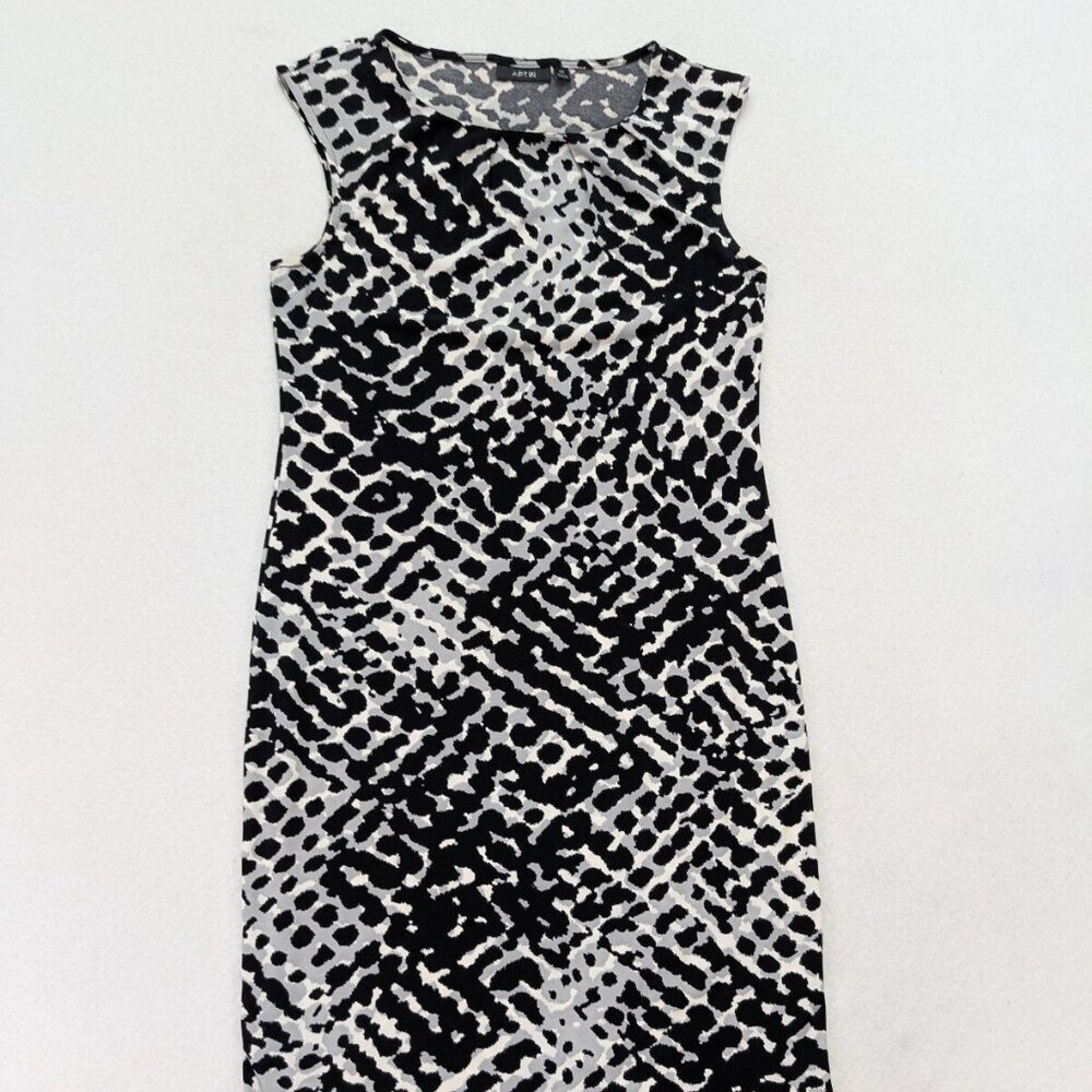 Apt 9 Women's Dress Size XS Black Gray White Print Stretch Knit Sheath